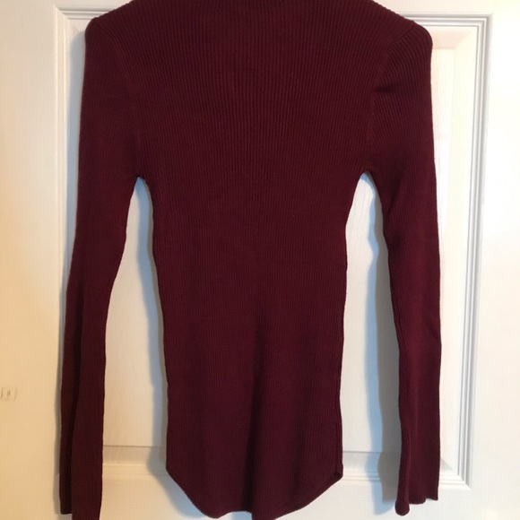 Top - Picture 2 of 2